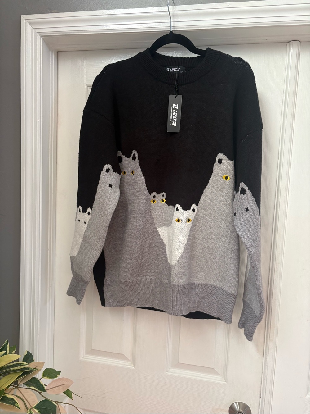 Laixton Black & Gray Cat-Pattern Crewneck Sweater